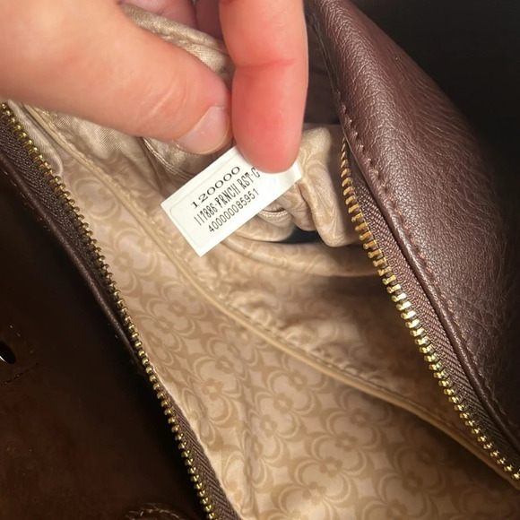 Charming Charlie Brown tote bag - Picture 6 of 9